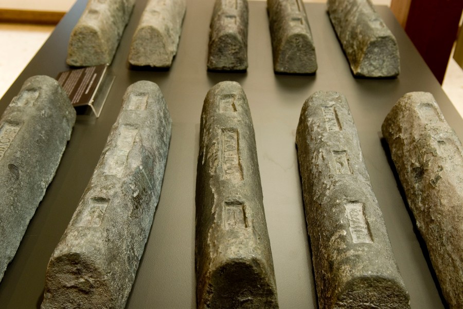 LINGOTES%20DE%20PLOMO%20ROMANOS